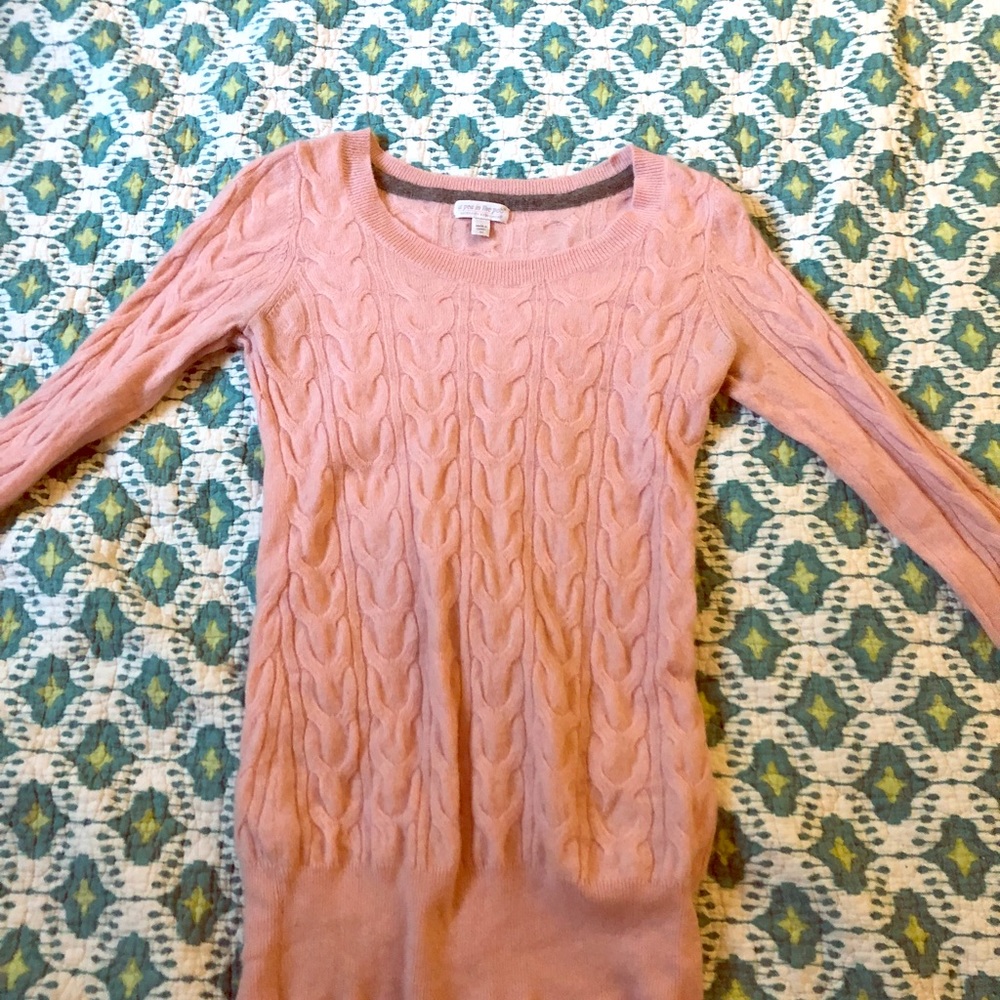 100% cashmere maternity sweater
